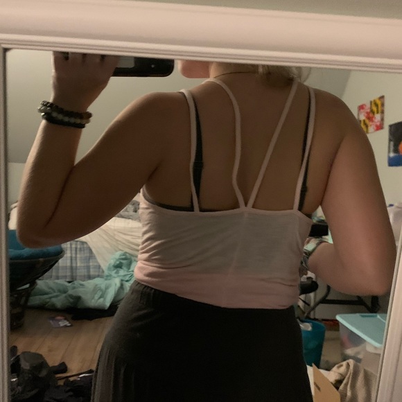 AE Tank Top - Picture 5 of 6